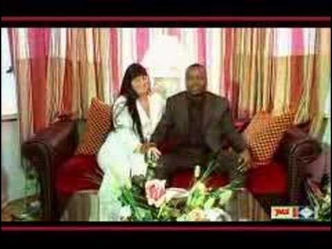 Petit Pays - Mumi