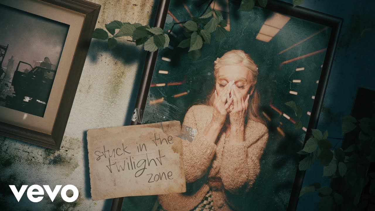 Ariana Grande - twilight zone (Official Lyric Video)