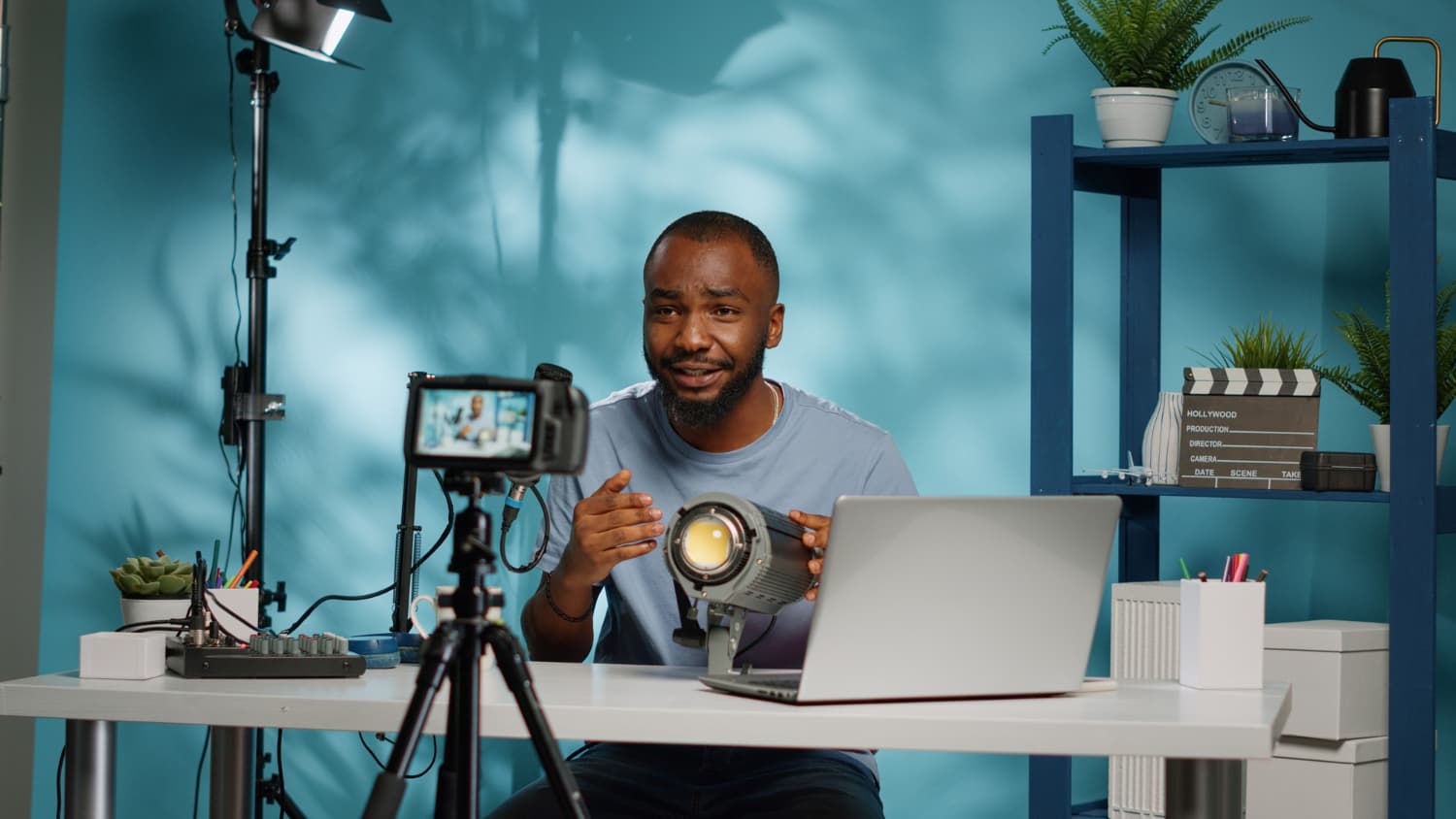 Introduction to Digital Content Creation and Monetization